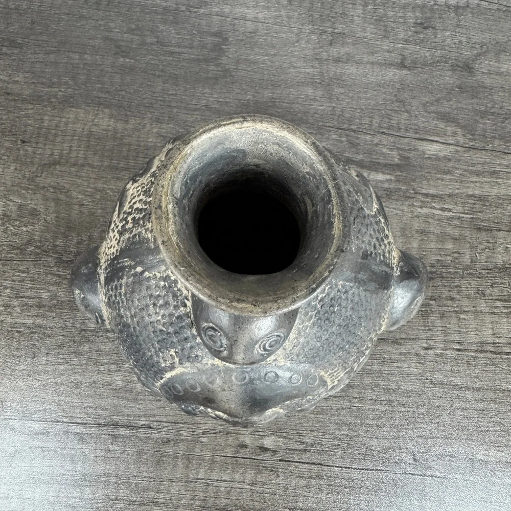 Antique Pre-Columbian Chimu Pottery Vase Carved Human Figures Animal Folk Art